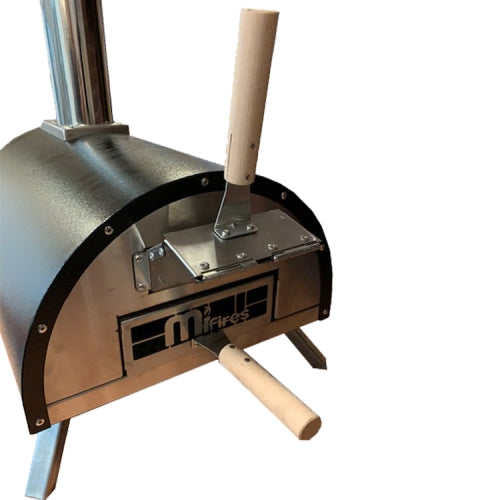 wooden handles for easy operation