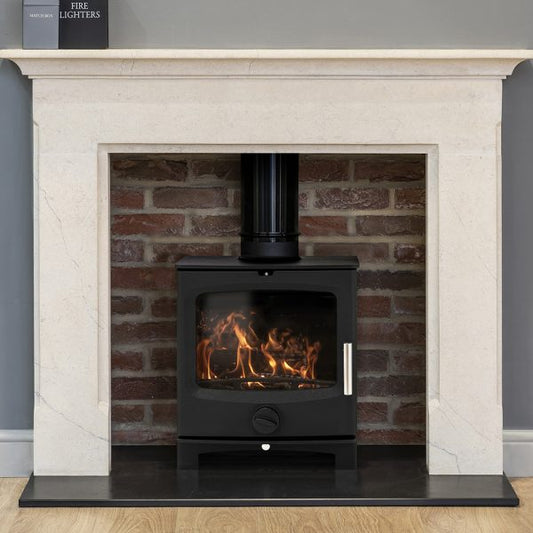 The Stubby 5 Multifuel stove maintains its contemporary style, but retains traditional design elements. 