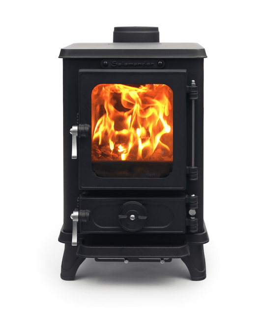 This makes this stove the ideal choice for small fireplaces where larger stoves simply won’t fit.