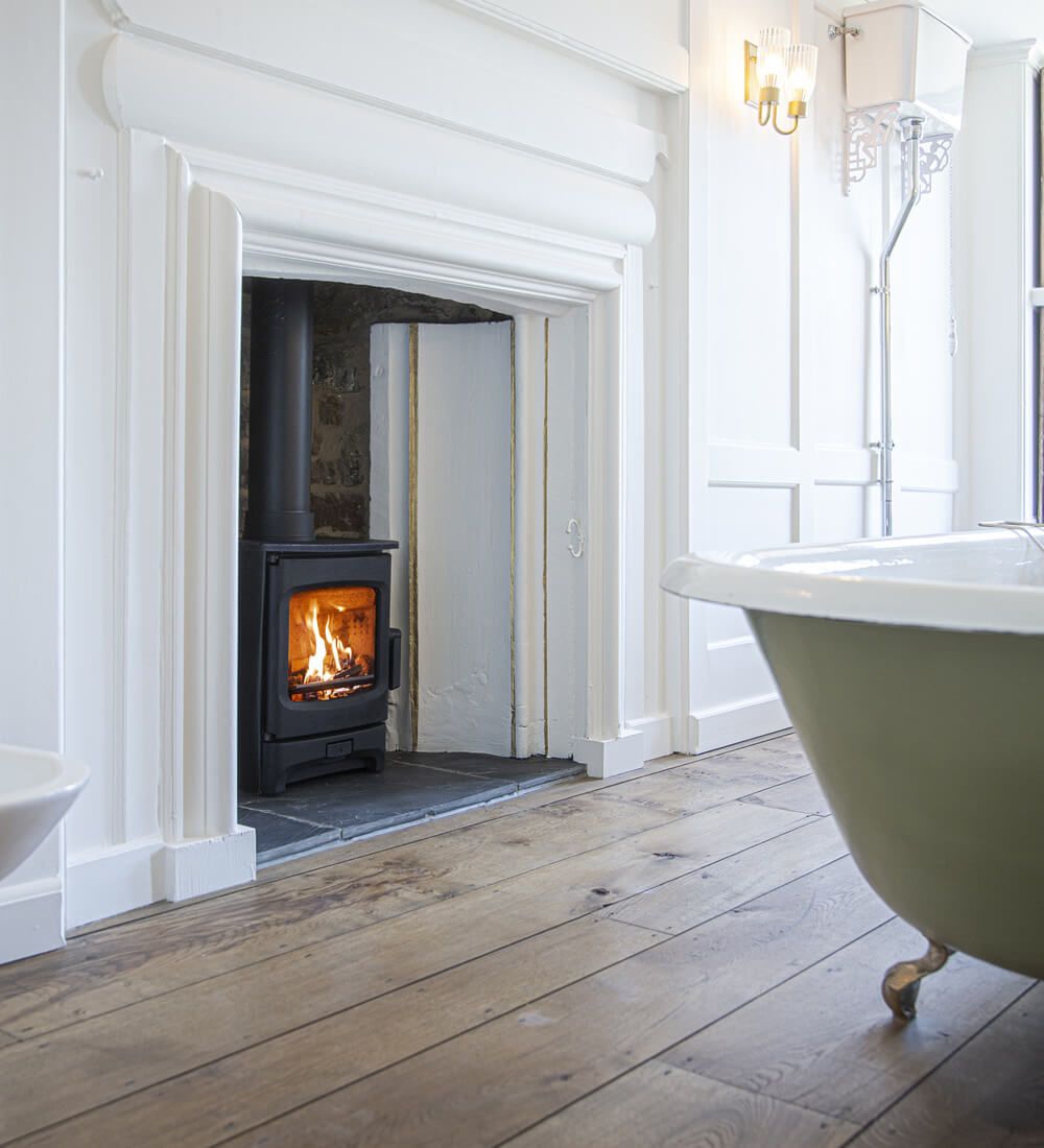 Charnwood Aire 3 5kW Eco-design / DEFRA exempt – Renaissance Stoves